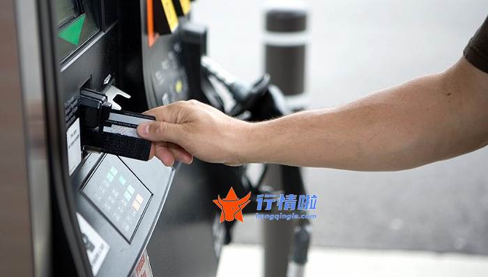 今日股市行情大盘走势： 漱玉平民今天登陆创业板 首日上涨233.5%换手率达83% 
