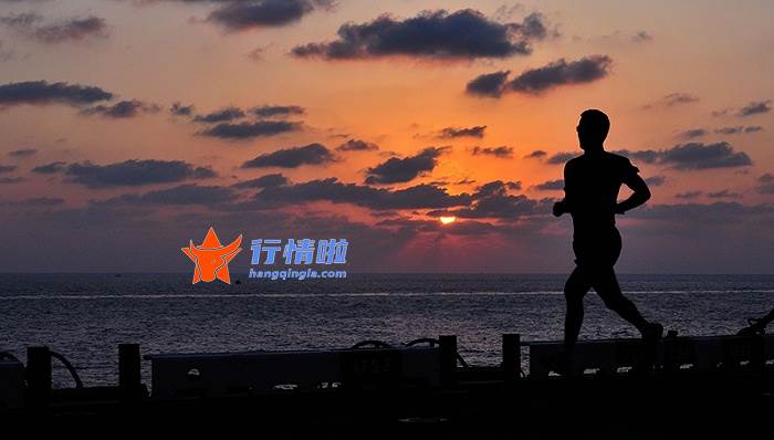 今日股市行情行情走势图：港股盘中跌超10%，实控人相关方拟减持不超3%股份